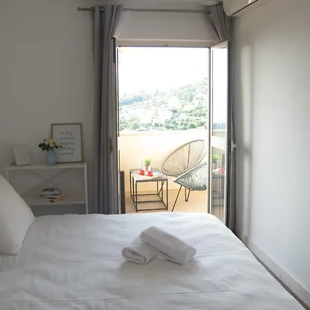 דירה Modern With Swimming Pool & Sea Views *