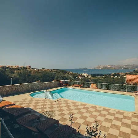 Modern With Swimming Pool & Sea Views